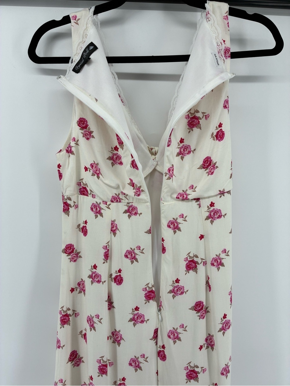 Floral Tie-Front Maxi Dress in White with Pink Roses Cottagecore - Picture 10 of 14